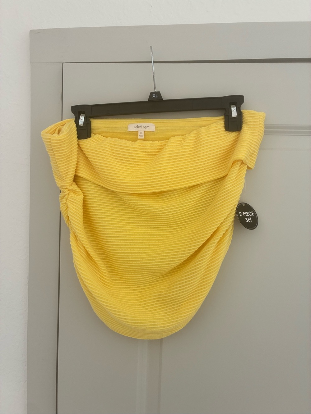 Urban Rose Yellow 2 Piece Off Shoulder Wide Leg Set XL Black